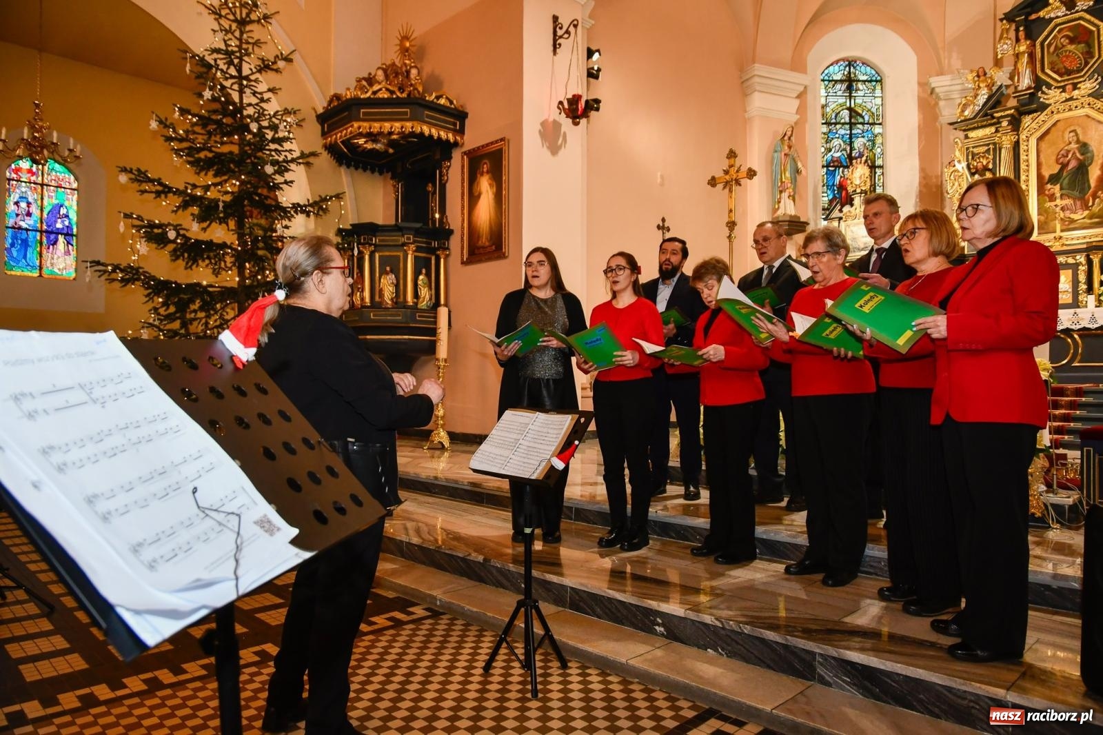 Zdjęcie w galerii na portalu naszraciborz.pl: Kolędowanie w Brzeziu – koncert pełen wzruszeń i radości [FOTO i WIDEO] wiadomości z regionu