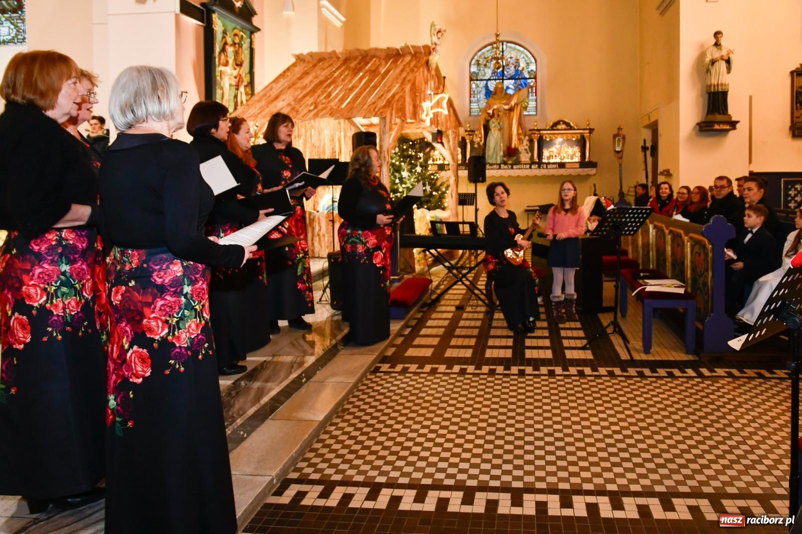 Zdjęcie w galerii na portalu naszraciborz.pl: Kolędowanie w Brzeziu – koncert pełen wzruszeń i radości [FOTO i WIDEO] wiadomości z regionu