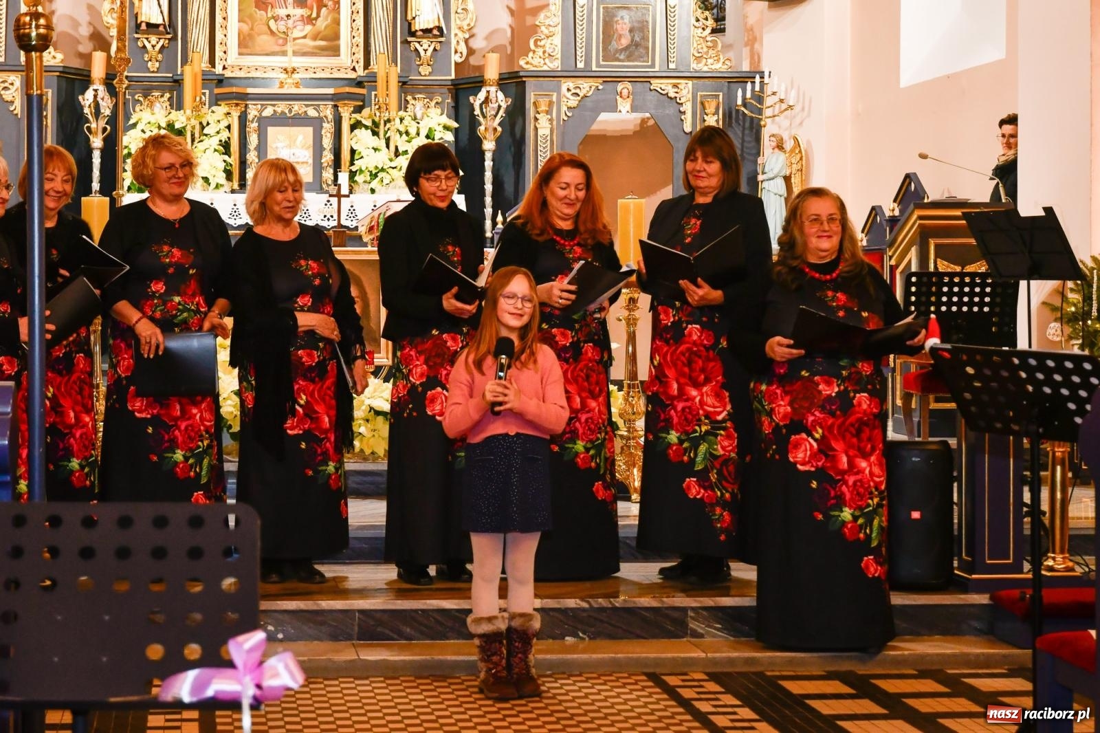 Zdjęcie w galerii na portalu naszraciborz.pl: Kolędowanie w Brzeziu – koncert pełen wzruszeń i radości [FOTO i WIDEO] wiadomości z regionu