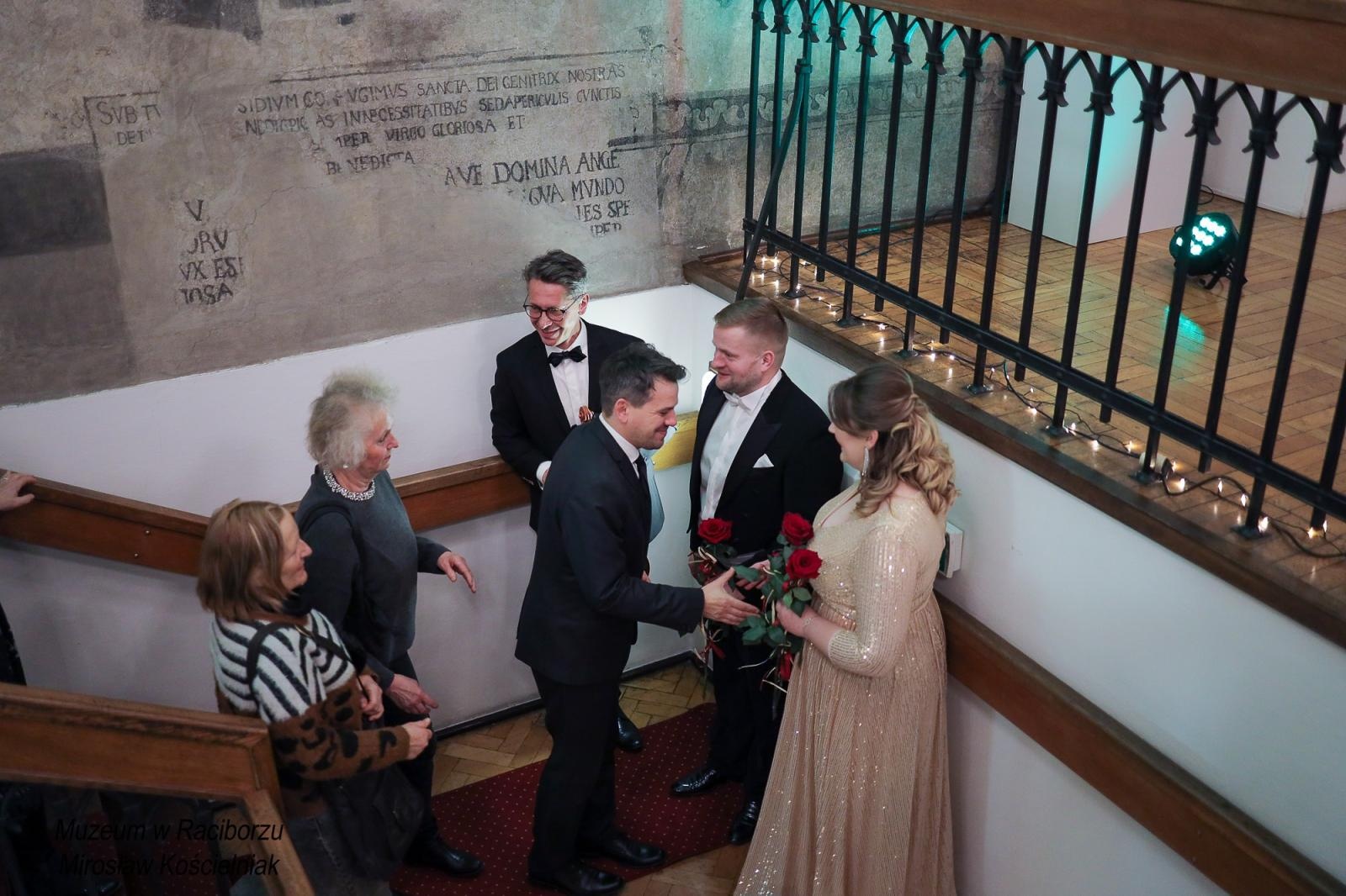 Zdjęcie w galerii na portalu naszraciborz.pl: Operetki czas zapełnił salę koncertową Muzeum wiadomości z regionu