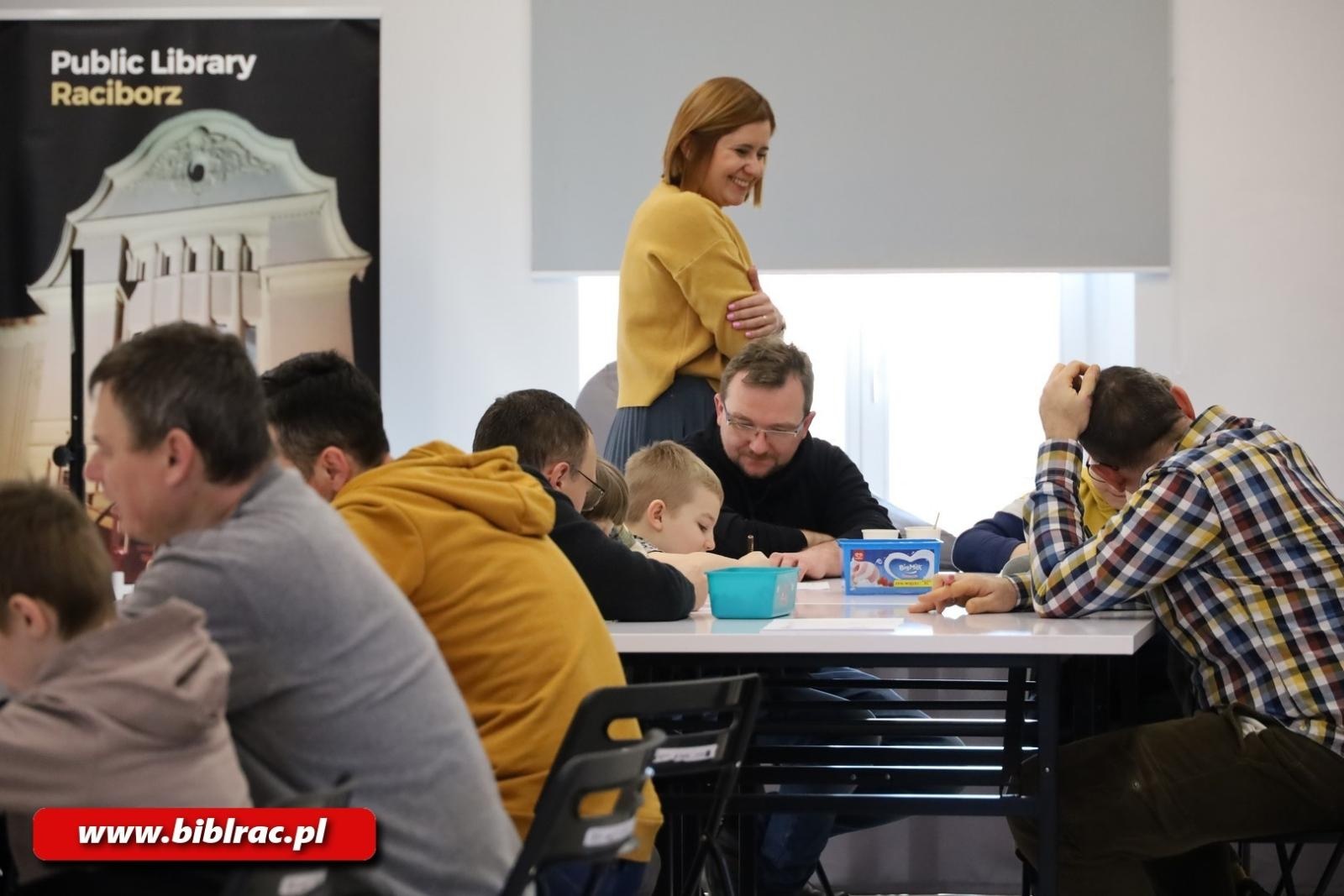Zdjęcie w galerii na portalu naszraciborz.pl: Nie taka genealogia straszna, czyli sobotnie warsztaty w Klubie Ojca wiadomości z regionu