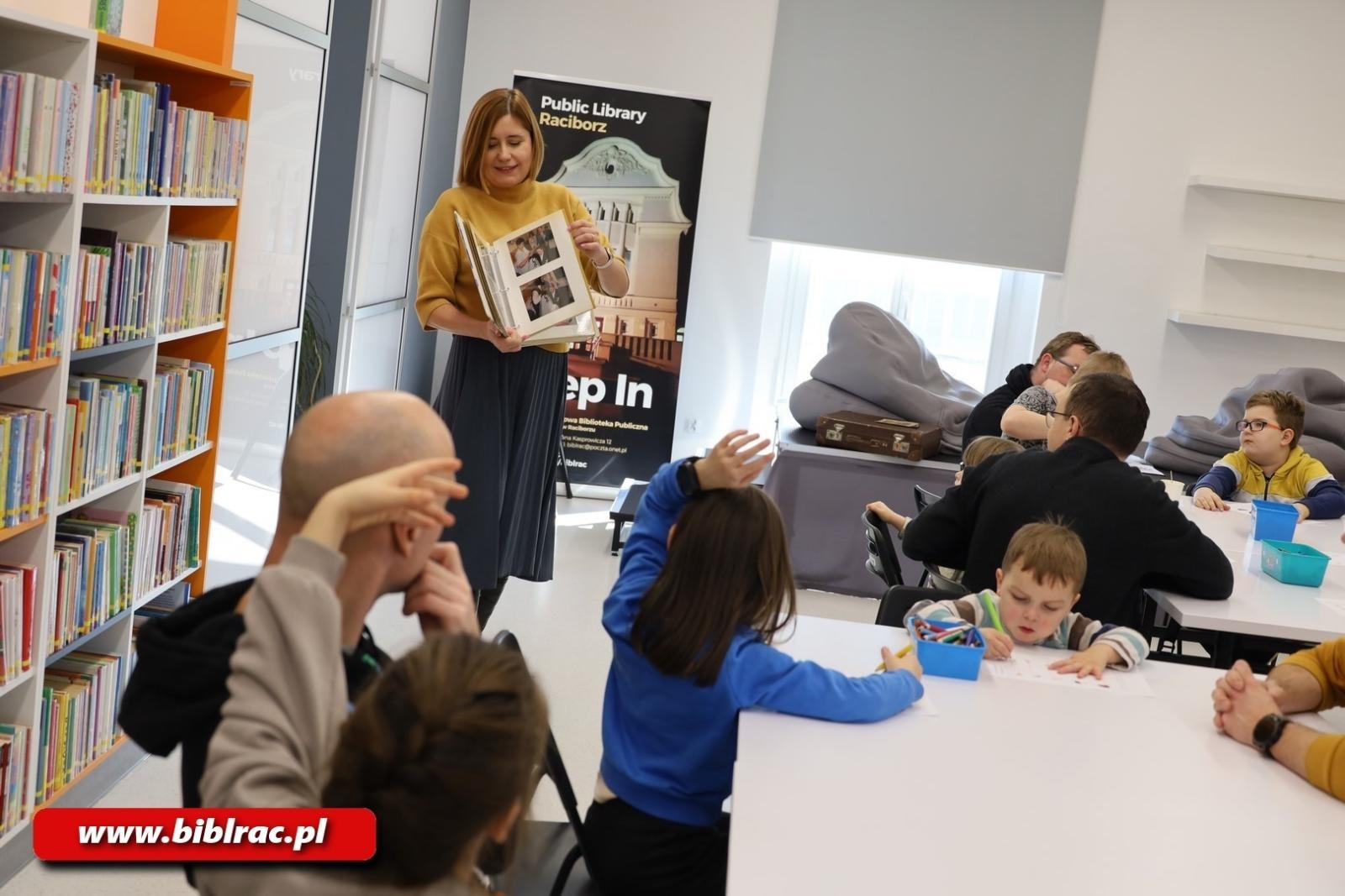Zdjęcie w galerii na portalu naszraciborz.pl: Nie taka genealogia straszna, czyli sobotnie warsztaty w Klubie Ojca wiadomości z regionu
