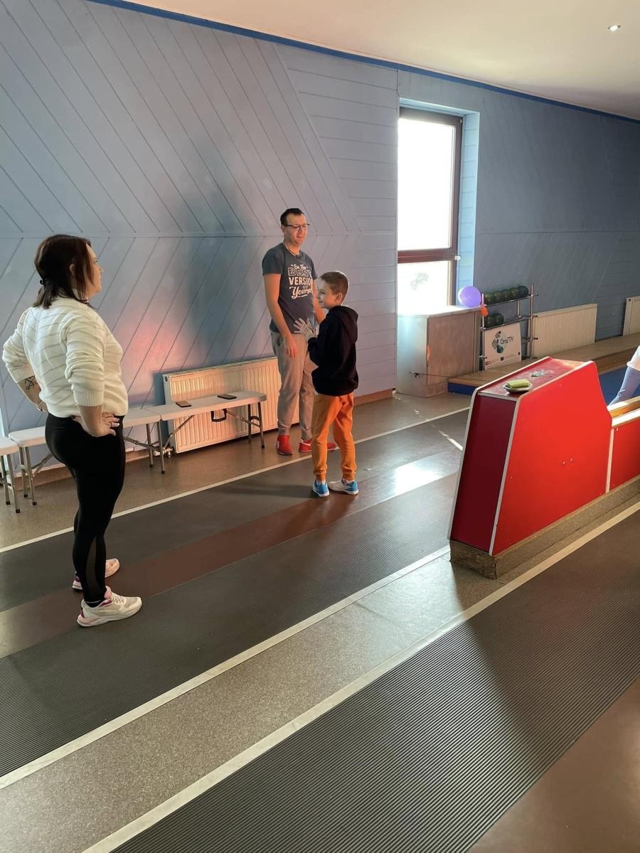 Zdjęcie w galerii na portalu naszraciborz.pl: Rodzinne emocje na I Kręglarskim Turnieju Rodzinnym w Raciborzu wiadomości z regionu