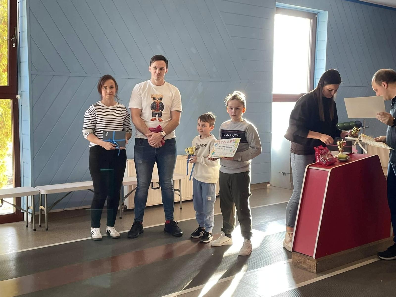 Zdjęcie w galerii na portalu naszraciborz.pl: Rodzinne emocje na I Kręglarskim Turnieju Rodzinnym w Raciborzu wiadomości z regionu