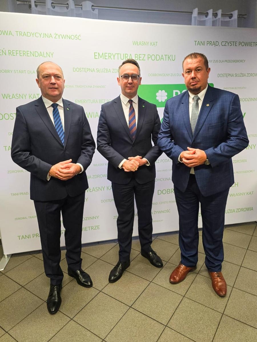 Zdjęcie w galerii na portalu naszraciborz.pl: Noworoczne Spotkanie Samorządowe w Gołkowicach. Starosta o drodze Racibórz-Pszczyna wiadomości z regionu