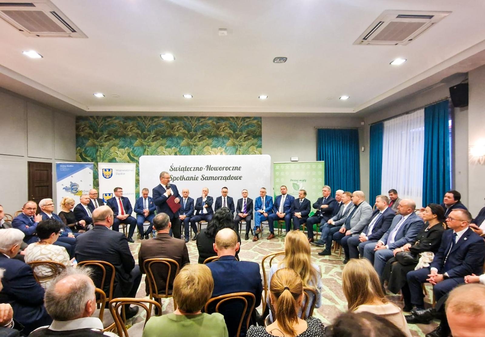 Zdjęcie w galerii na portalu naszraciborz.pl: Noworoczne Spotkanie Samorządowe w Gołkowicach. Starosta o drodze Racibórz-Pszczyna wiadomości z regionu