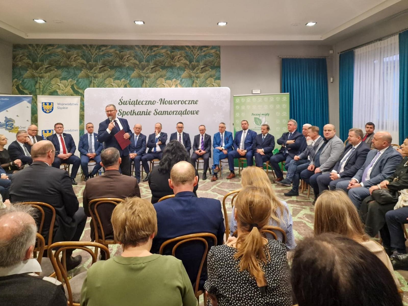 Zdjęcie w galerii na portalu naszraciborz.pl: Noworoczne Spotkanie Samorządowe w Gołkowicach. Starosta o drodze Racibórz-Pszczyna wiadomości z regionu