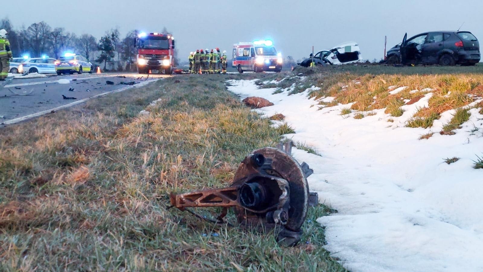 Zdjęcie w galerii na portalu naszraciborz.pl: Wypadek drogowy w Owsiszczach – dwie osoby trafiły do szpitala wiadomości z regionu