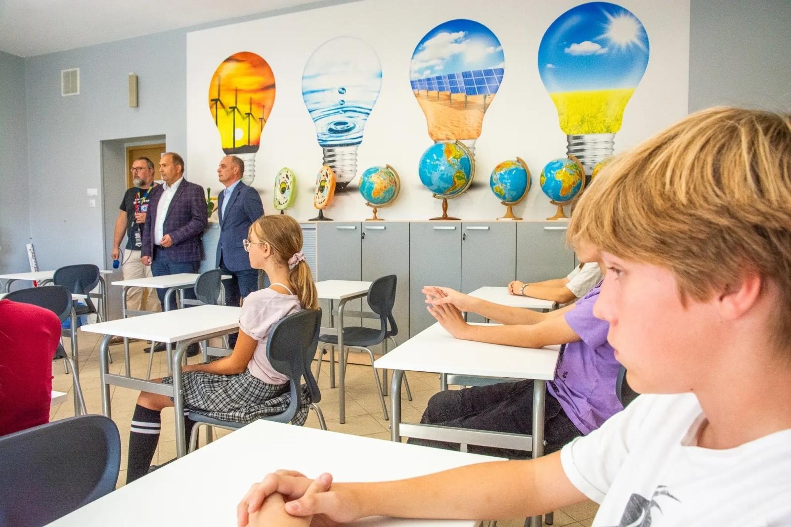 Zdjęcie w galerii na portalu naszraciborz.pl: Badacze na start! Zielona pracownia w Ocicach sprawdza się w ekoedukacji wiadomości z regionu