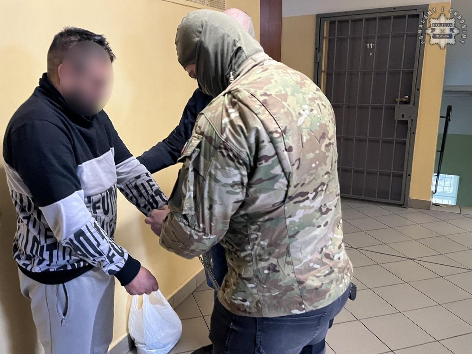 Zdjęcie w galerii na portalu naszraciborz.pl: Policja zatrzymała dwoje Rumunów. Przyjechali organizować handel ludźmi wiadomości z regionu