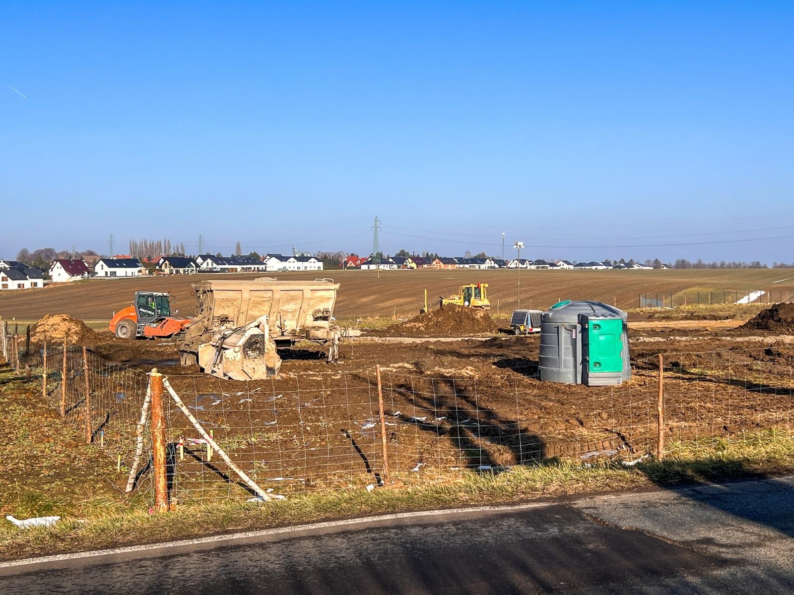 Zdjęcie w galerii na portalu naszraciborz.pl: Ruszyła budowa nowego parku handlowego w Raciborzu [FOTO i WIDEO] wiadomości z regionu