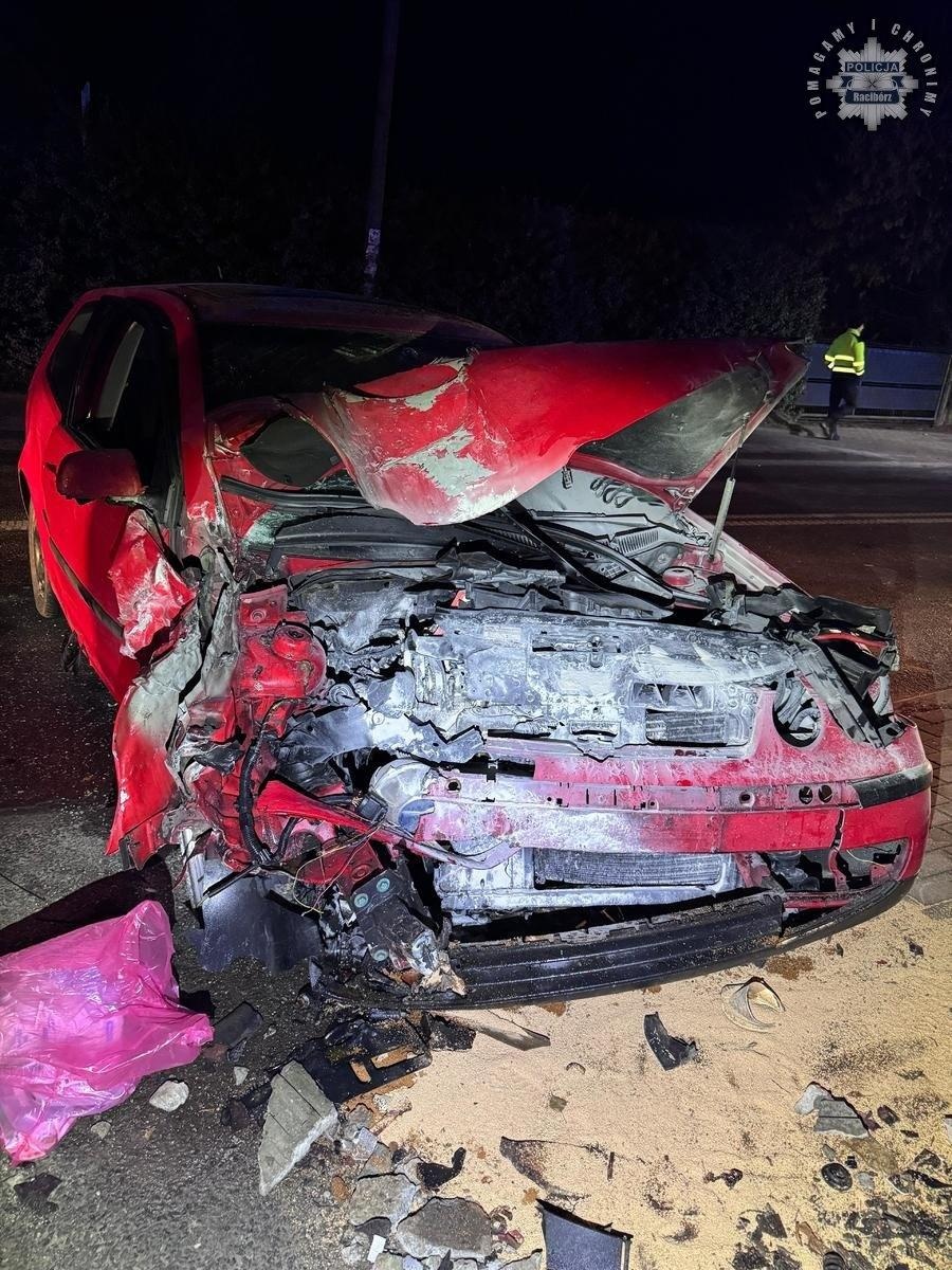 Zdjęcie w galerii na portalu naszraciborz.pl: Areszt dla 24-latka. Zbiegł z miejsca wypadku w Pawłowie wiadomości z regionu