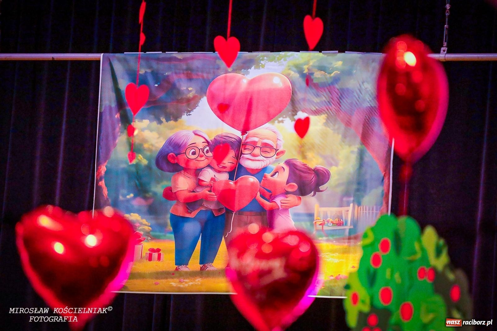 Zdjęcie w galerii na portalu naszraciborz.pl: Niezapomniane święto Przedszkola nr 23 w Raciborzu wiadomości z regionu