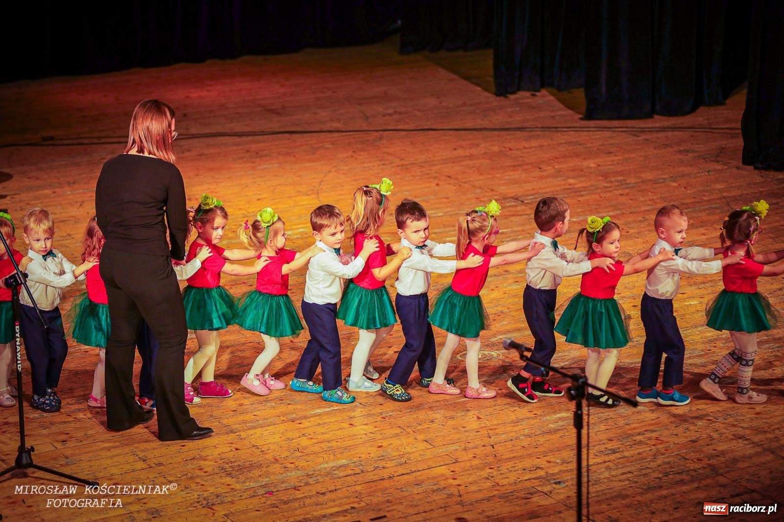 Zdjęcie w galerii na portalu naszraciborz.pl: Niezapomniane święto Przedszkola nr 23 w Raciborzu wiadomości z regionu