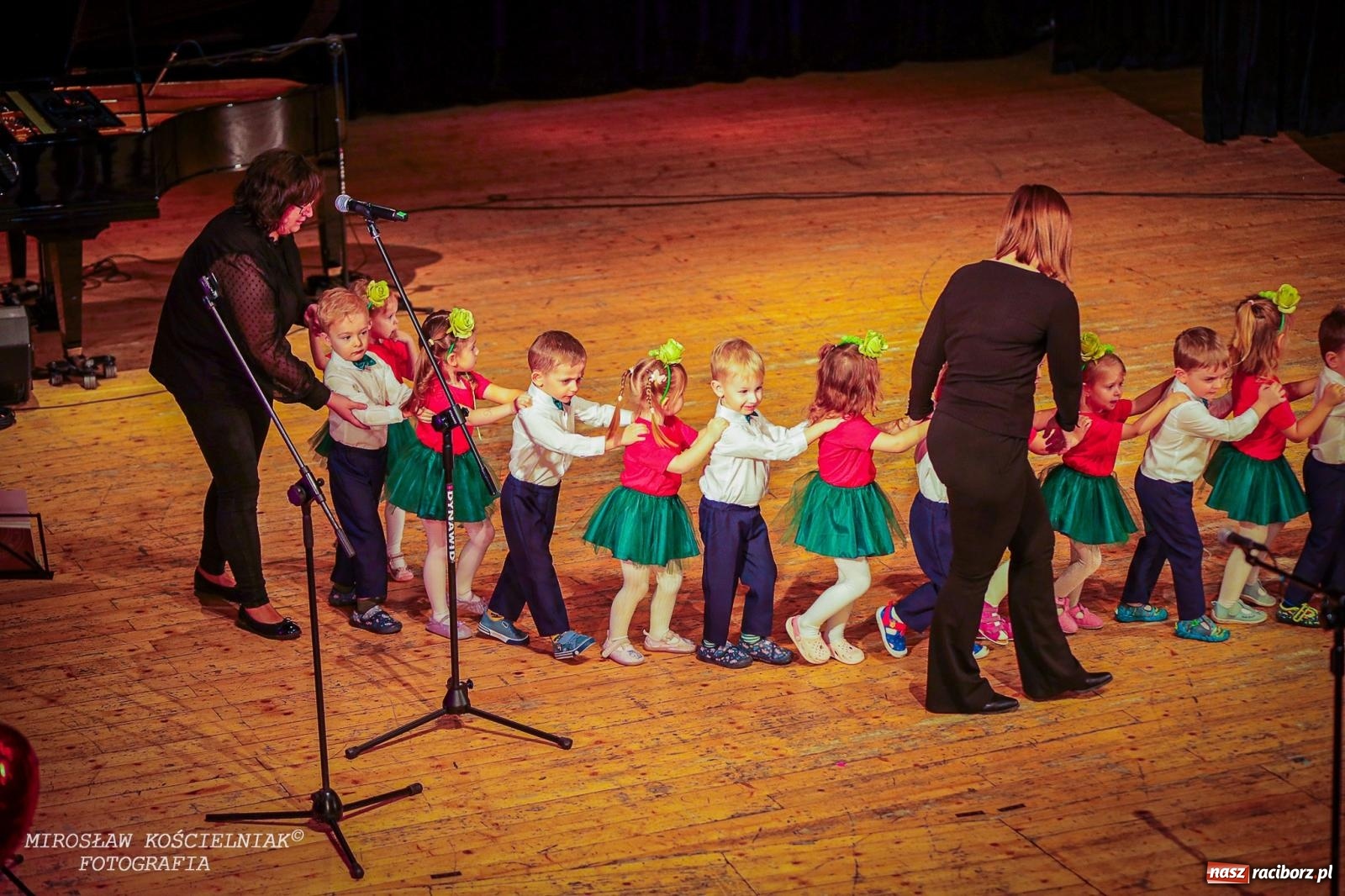 Zdjęcie w galerii na portalu naszraciborz.pl: Niezapomniane święto Przedszkola nr 23 w Raciborzu wiadomości z regionu