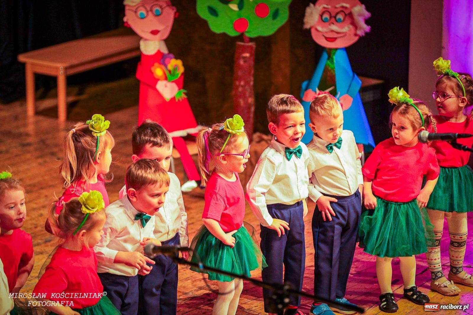 Zdjęcie w galerii na portalu naszraciborz.pl: Niezapomniane święto Przedszkola nr 23 w Raciborzu wiadomości z regionu
