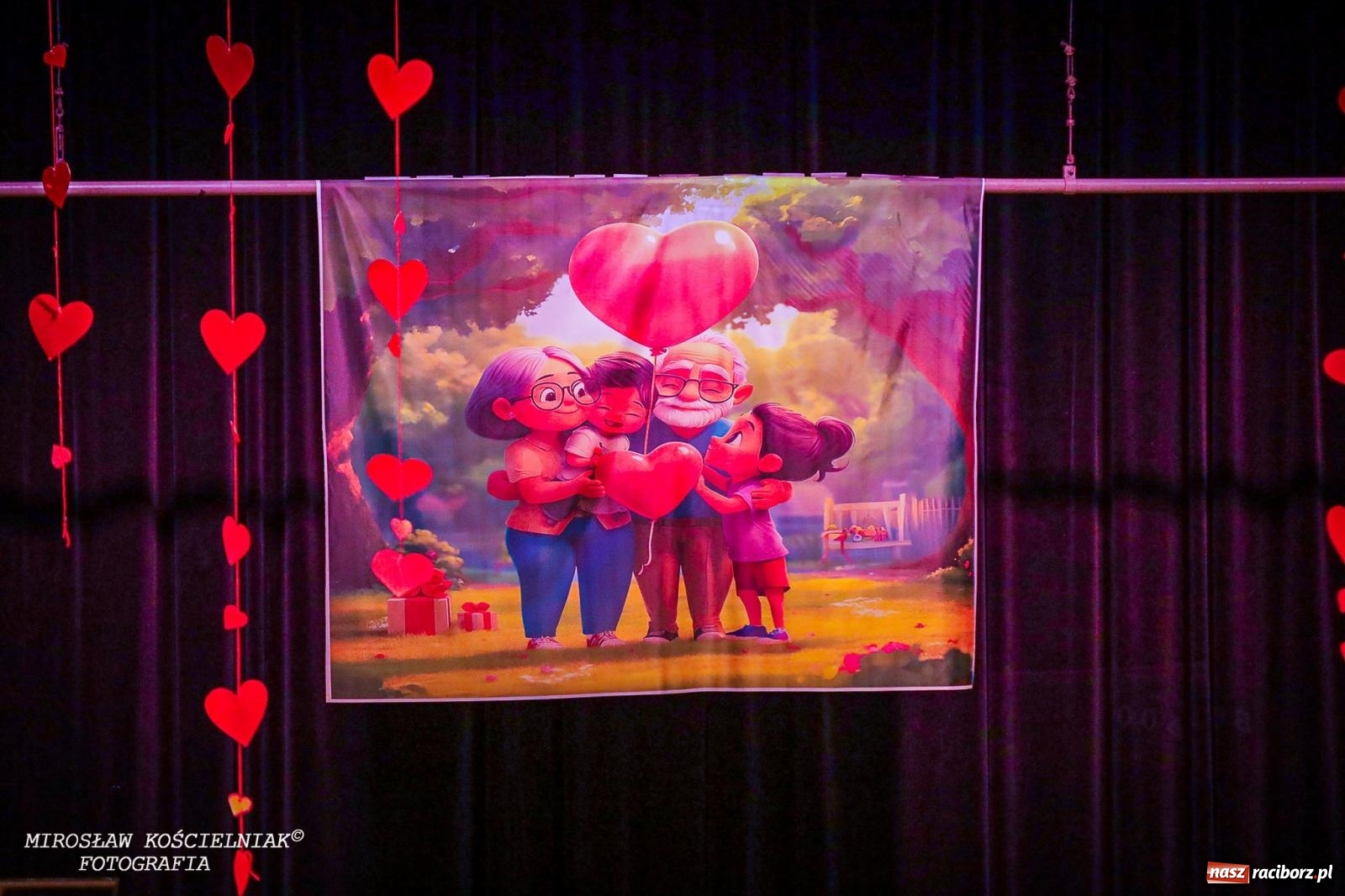 Zdjęcie w galerii na portalu naszraciborz.pl: Niezapomniane święto Przedszkola nr 23 w Raciborzu wiadomości z regionu