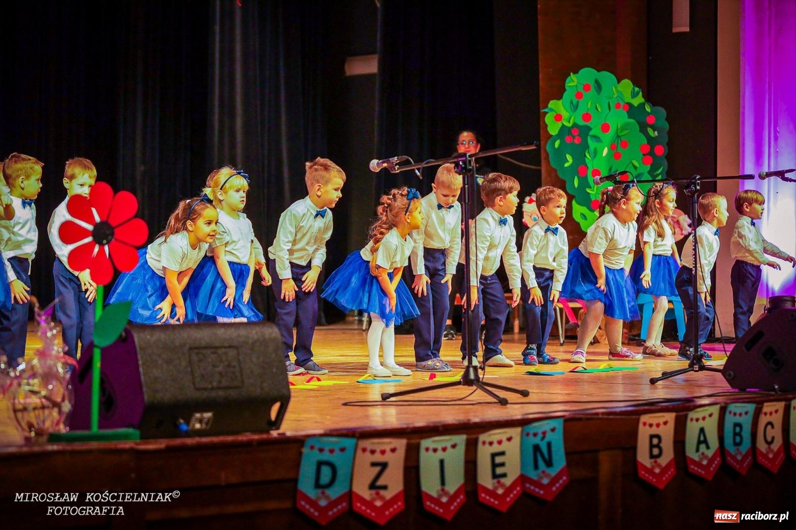 Zdjęcie w galerii na portalu naszraciborz.pl: Niezapomniane święto Przedszkola nr 23 w Raciborzu wiadomości z regionu