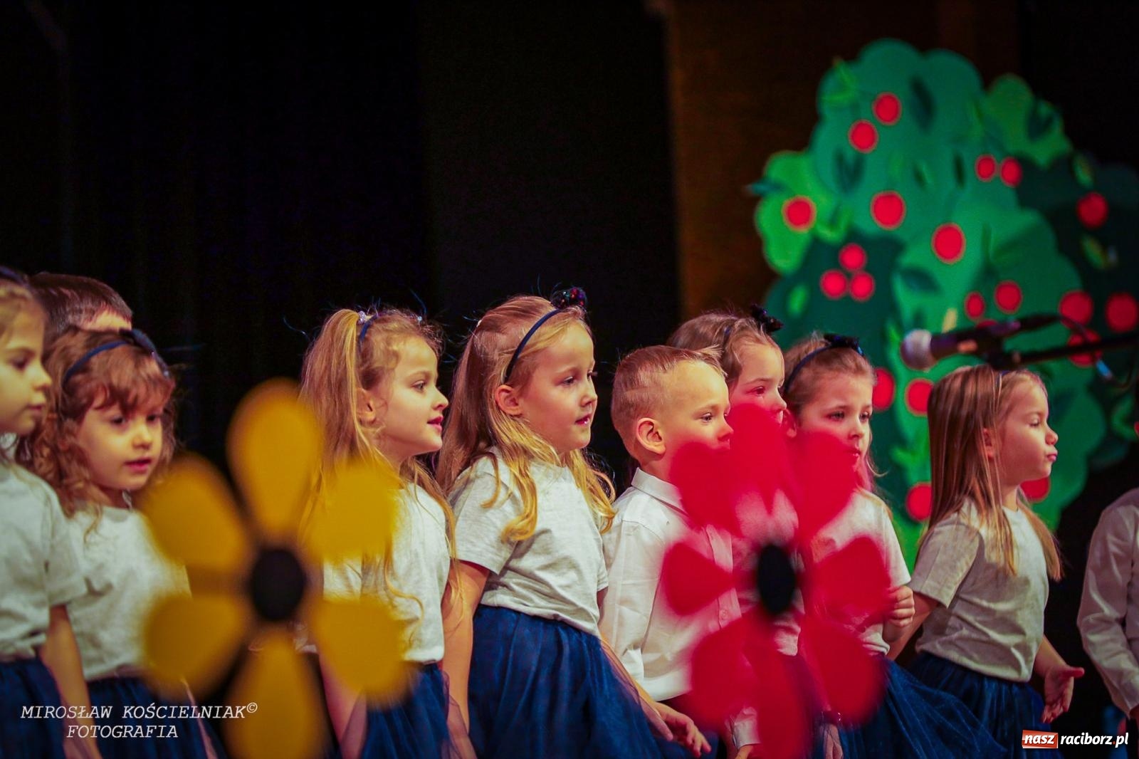 Zdjęcie w galerii na portalu naszraciborz.pl: Niezapomniane święto Przedszkola nr 23 w Raciborzu wiadomości z regionu