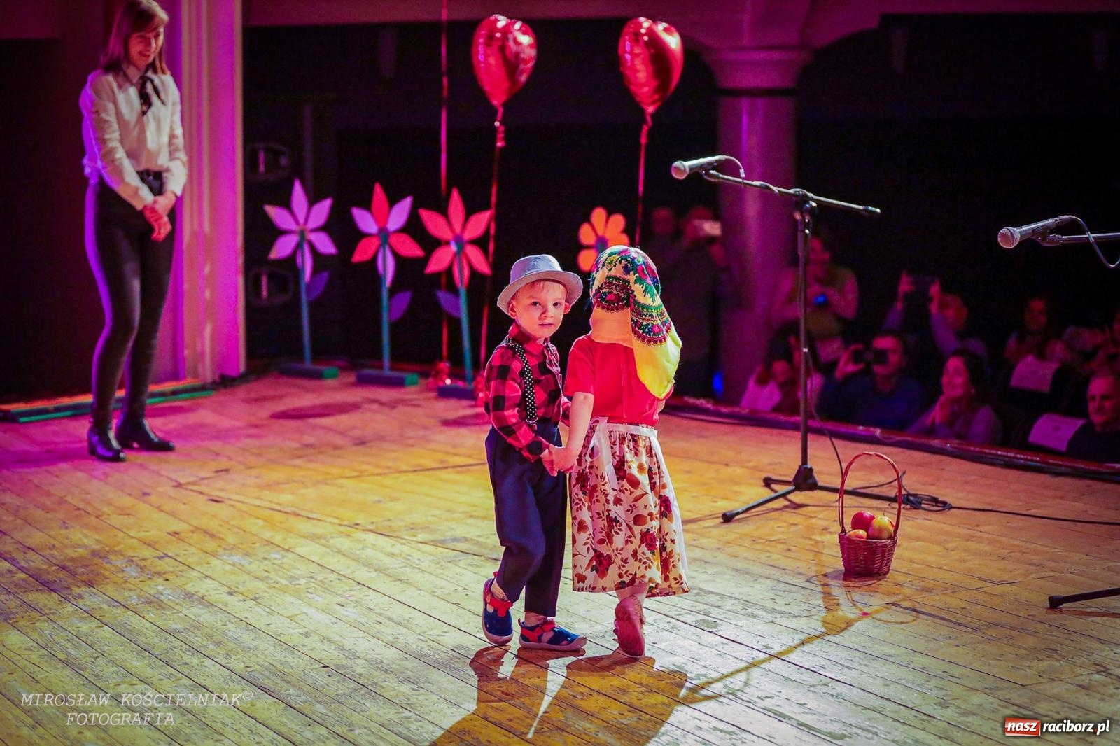 Zdjęcie w galerii na portalu naszraciborz.pl: Niezapomniane święto Przedszkola nr 23 w Raciborzu wiadomości z regionu