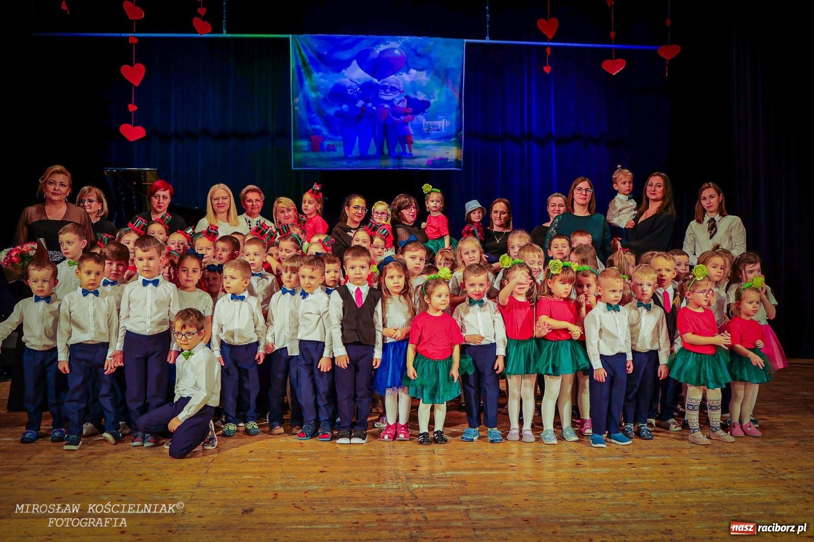 Zdjęcie w galerii na portalu naszraciborz.pl: Niezapomniane święto Przedszkola nr 23 w Raciborzu wiadomości z regionu