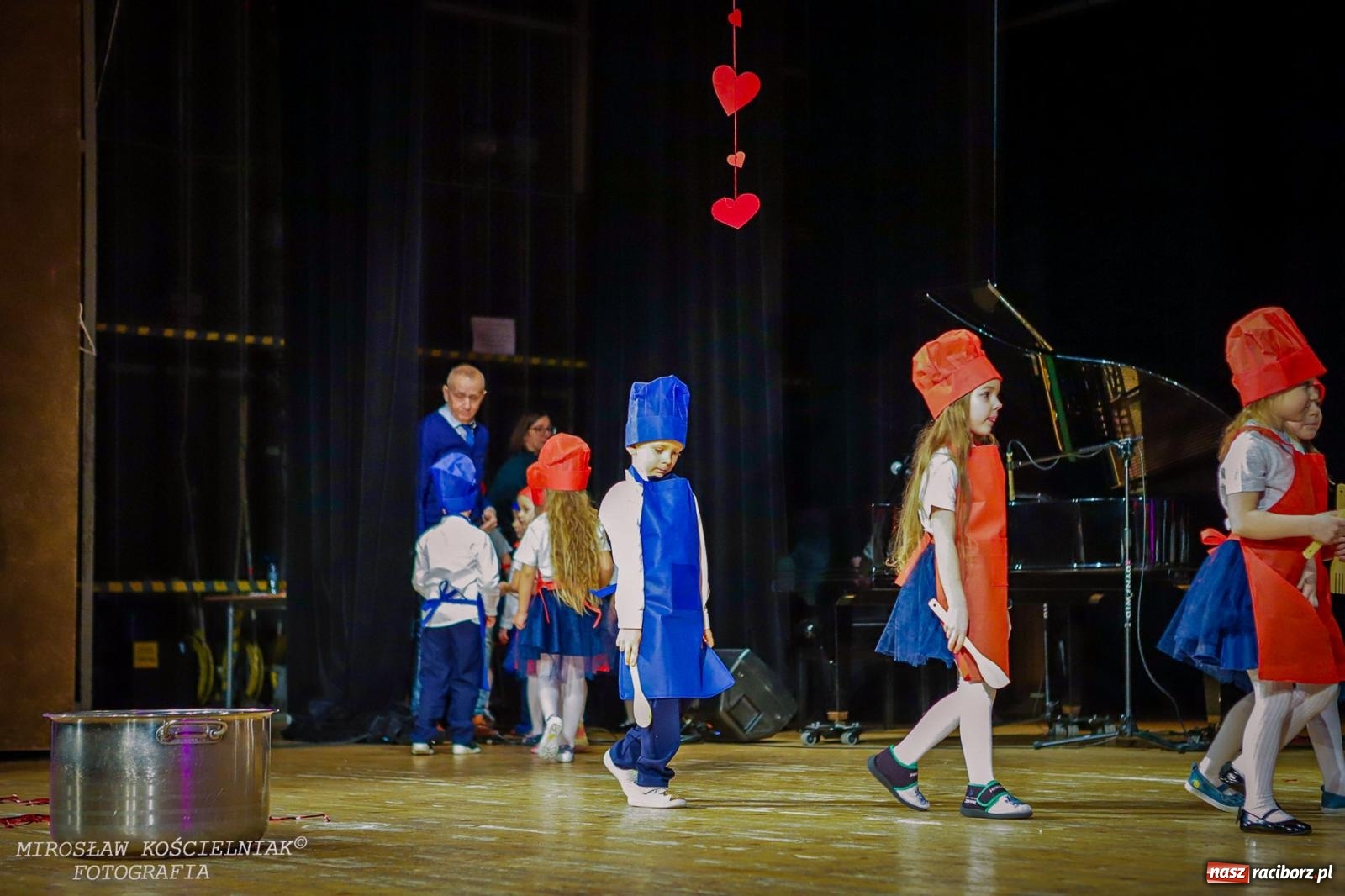 Zdjęcie w galerii na portalu naszraciborz.pl: Niezapomniane święto Przedszkola nr 23 w Raciborzu wiadomości z regionu