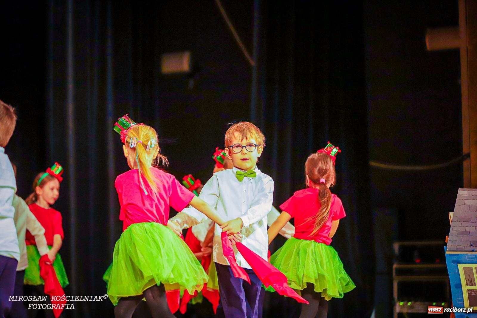 Zdjęcie w galerii na portalu naszraciborz.pl: Niezapomniane święto Przedszkola nr 23 w Raciborzu wiadomości z regionu