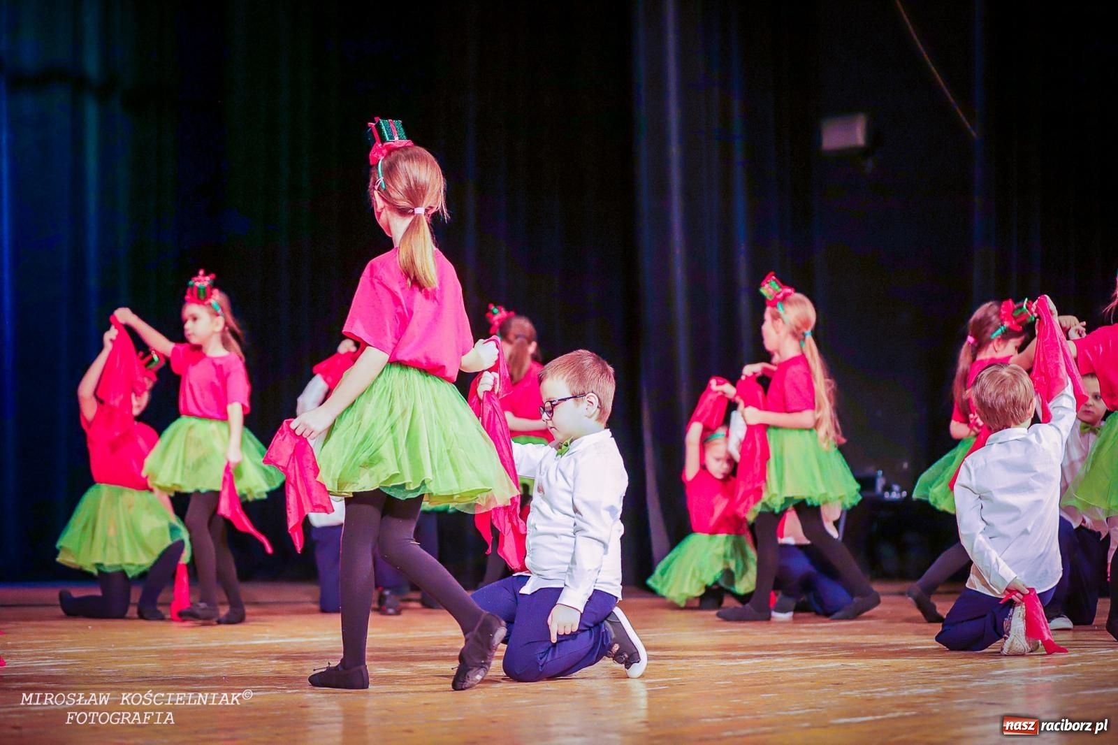 Zdjęcie w galerii na portalu naszraciborz.pl: Niezapomniane święto Przedszkola nr 23 w Raciborzu wiadomości z regionu