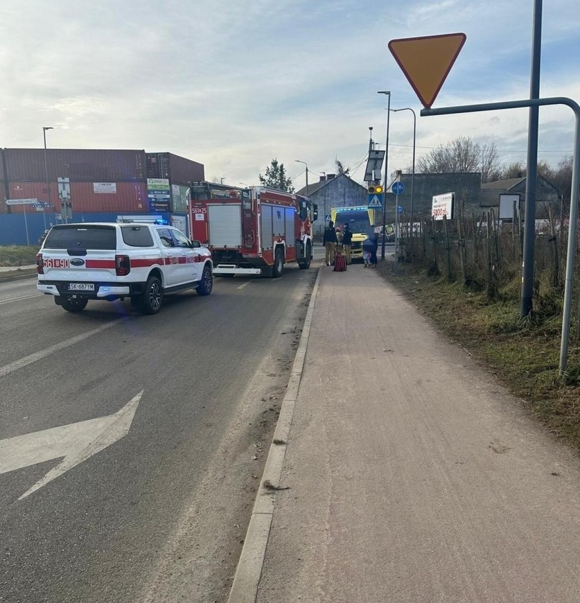 Zdjęcie w galerii na portalu naszraciborz.pl: Kierowca toyoty potrącił rowerzystę wiadomości z regionu