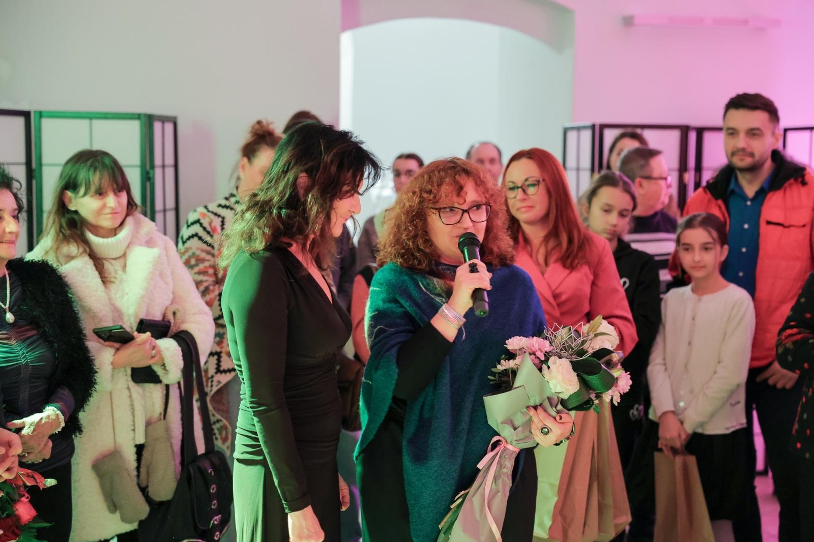 Zdjęcie w galerii na portalu naszraciborz.pl: Wernisaż wystawy Pracowni Rzeźby RCK w dawnym Labiryncie wiadomości z regionu