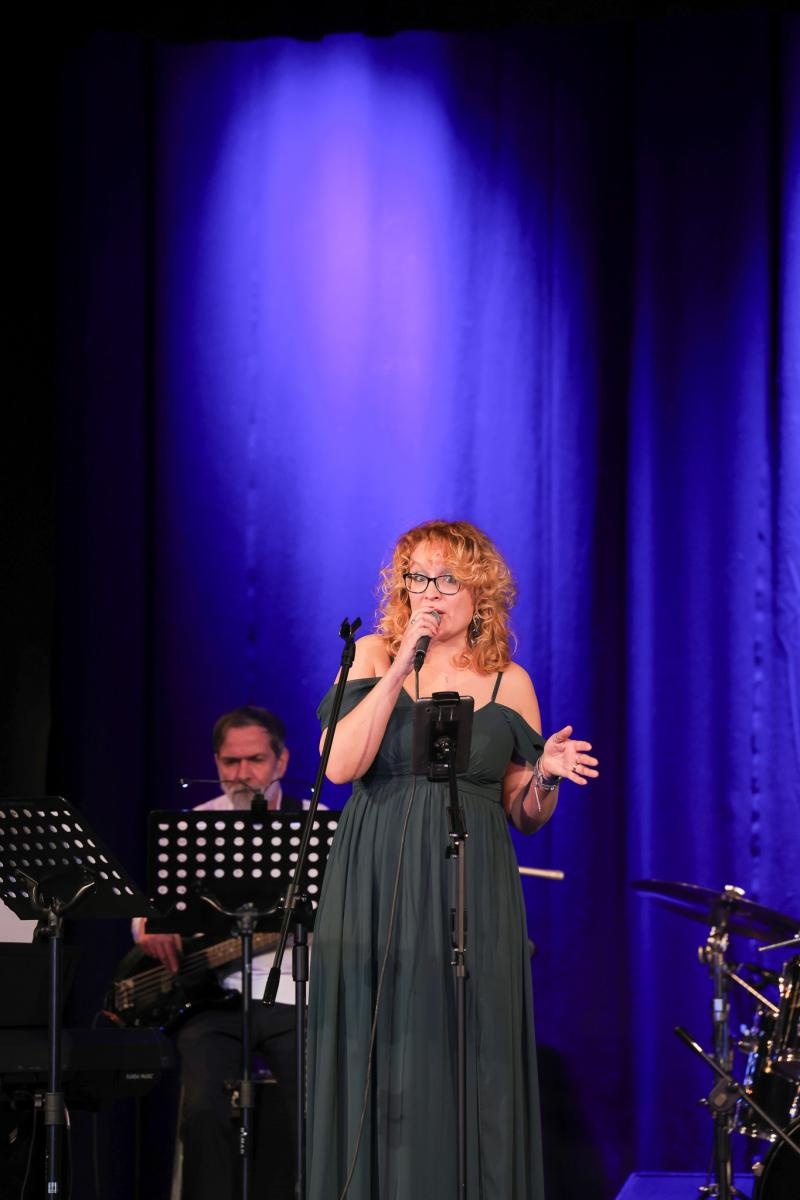 Zdjęcie w galerii na portalu naszraciborz.pl: Grupa Bez Nazwy powróciła na scenę koncertem pełnym zimowych emocji wiadomości z regionu