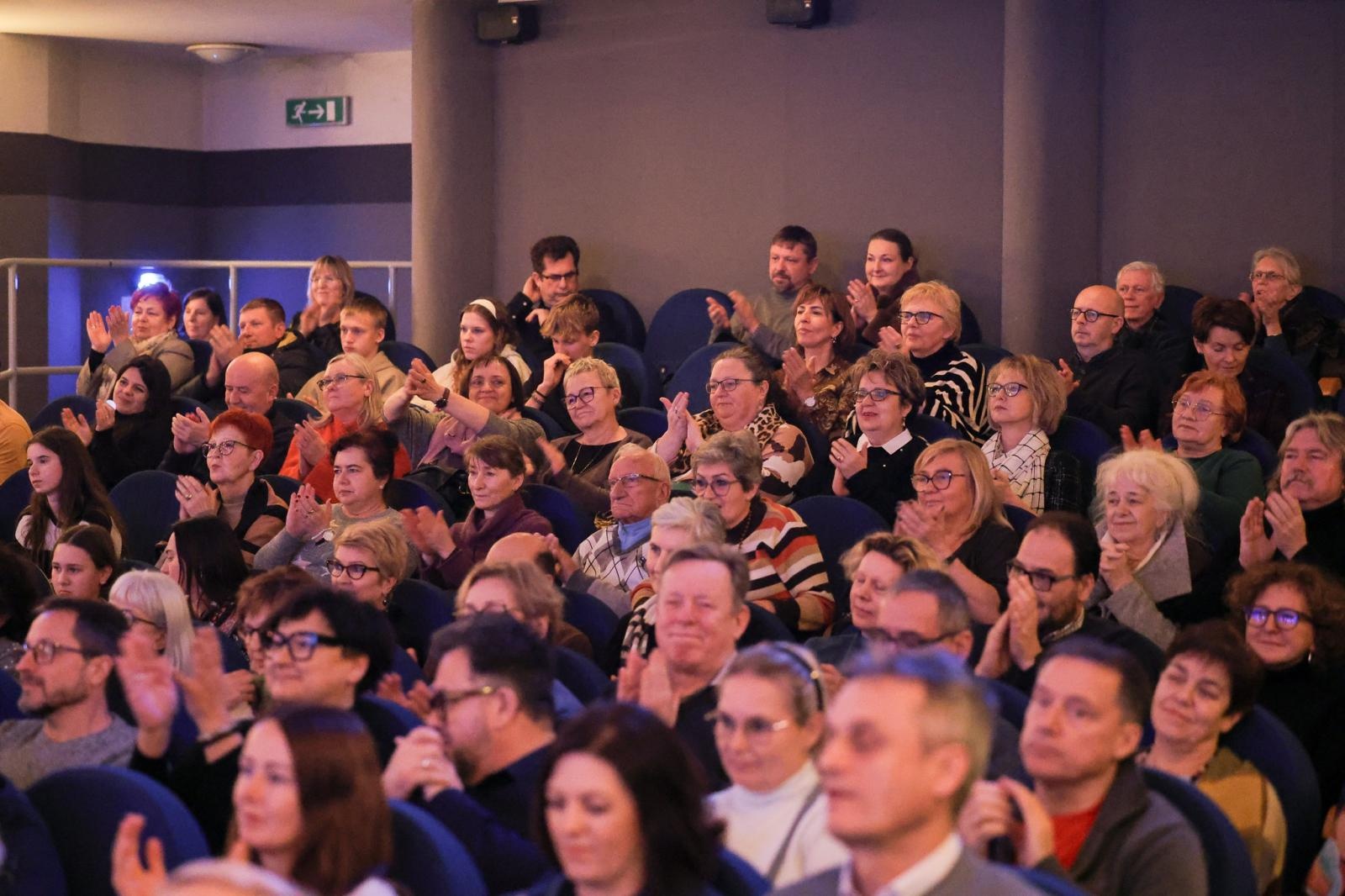 Zdjęcie w galerii na portalu naszraciborz.pl: Grupa Bez Nazwy powróciła na scenę koncertem pełnym zimowych emocji wiadomości z regionu