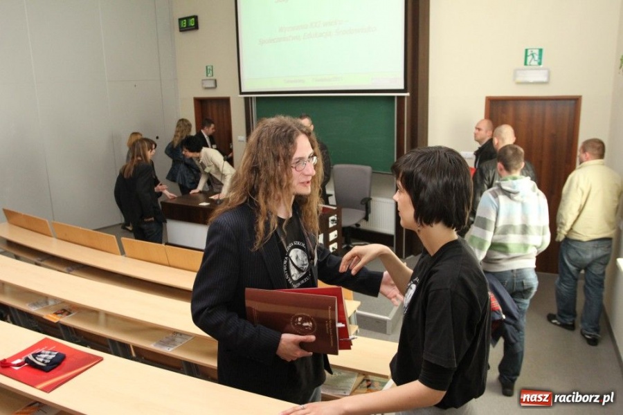 Zdjęcie w galerii na portalu naszraciborz.pl: Raciborscy studenci w Tarnobrzegu wiadomości z regionu