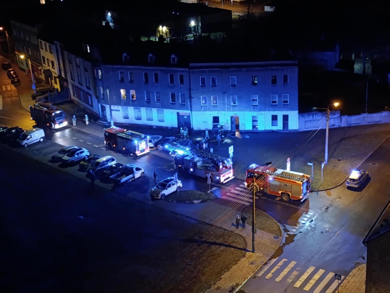 Zdjęcie w galerii na portalu naszraciborz.pl: Zadymienie w mieszkaniu przy Książęcej wiadomości z regionu