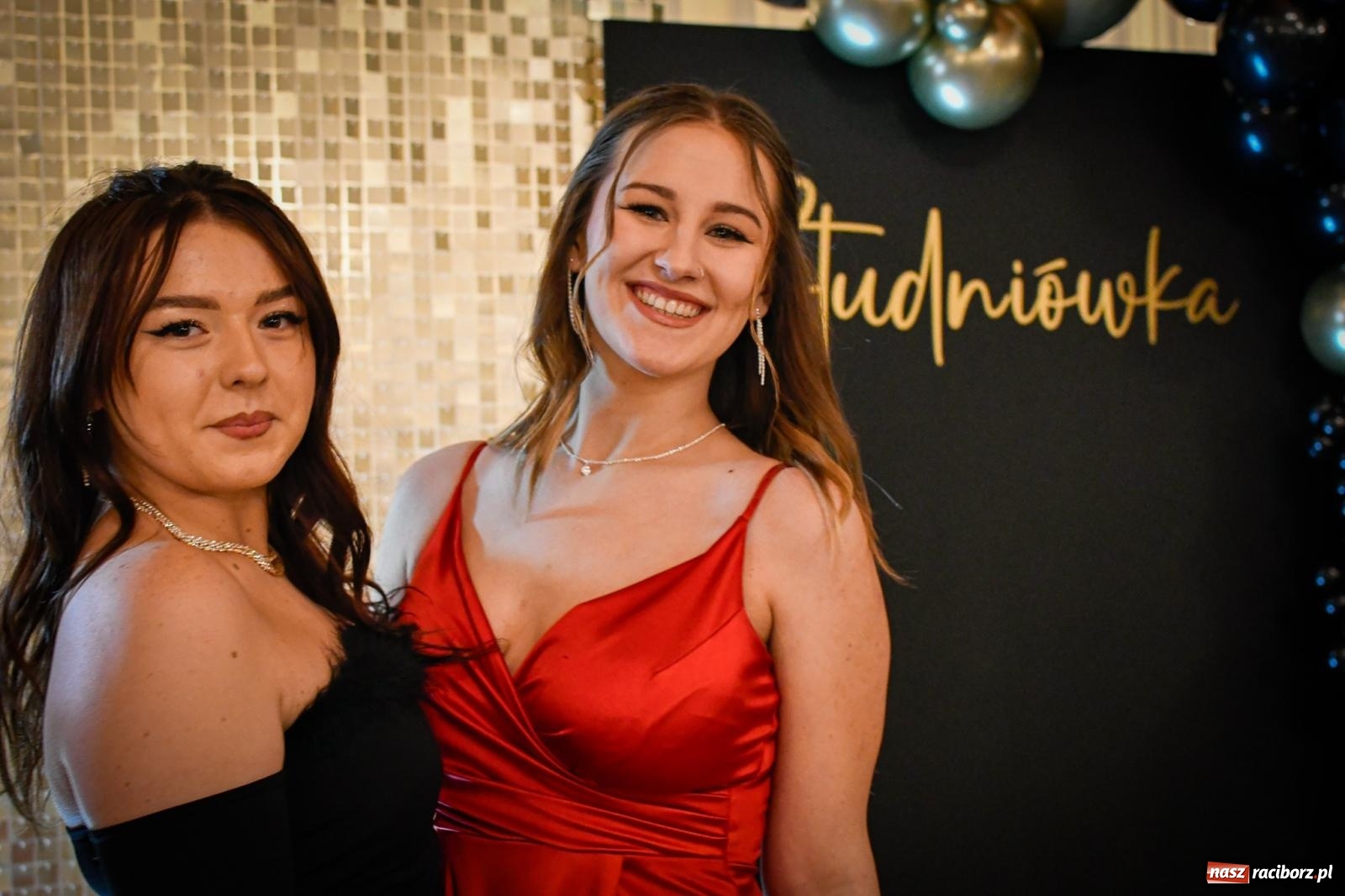 Zdjęcie w galerii na portalu naszraciborz.pl: Studniówka raciborskiego Ekonomika [FOTO i WIDEO] wiadomości z regionu