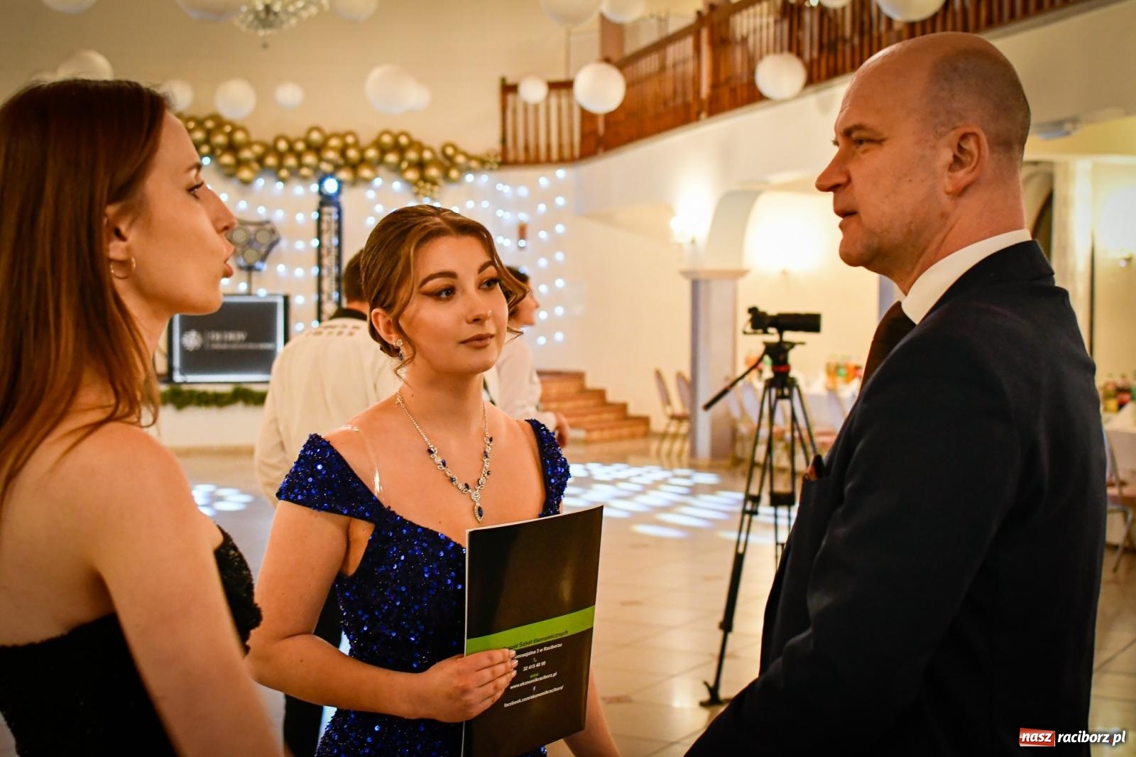 Zdjęcie w galerii na portalu naszraciborz.pl: Studniówka raciborskiego Ekonomika [FOTO i WIDEO] wiadomości z regionu