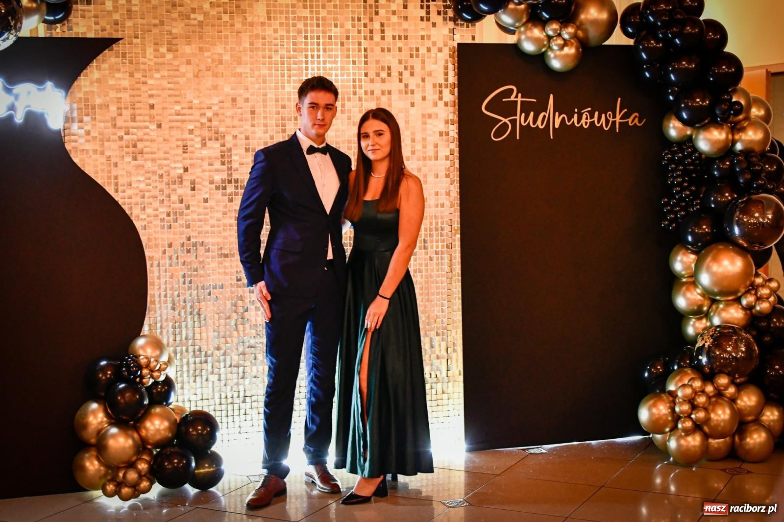 Zdjęcie w galerii na portalu naszraciborz.pl: Studniówka raciborskiego Ekonomika [FOTO i WIDEO] wiadomości z regionu