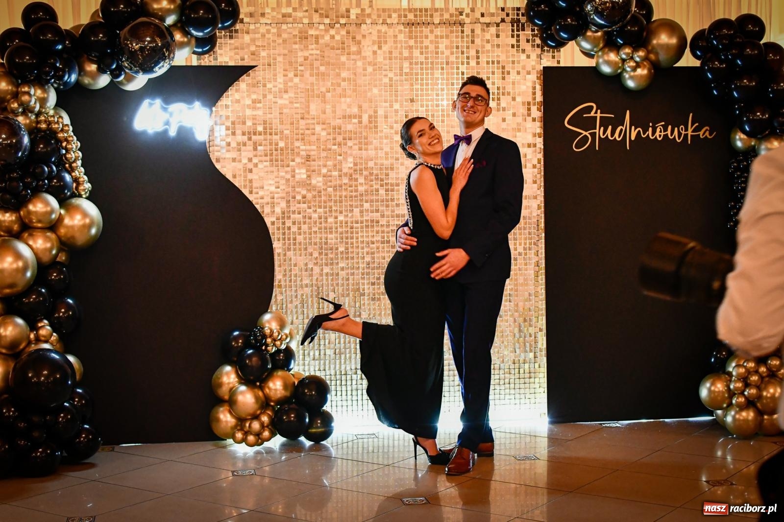 Zdjęcie w galerii na portalu naszraciborz.pl: Studniówka raciborskiego Ekonomika [FOTO i WIDEO] wiadomości z regionu