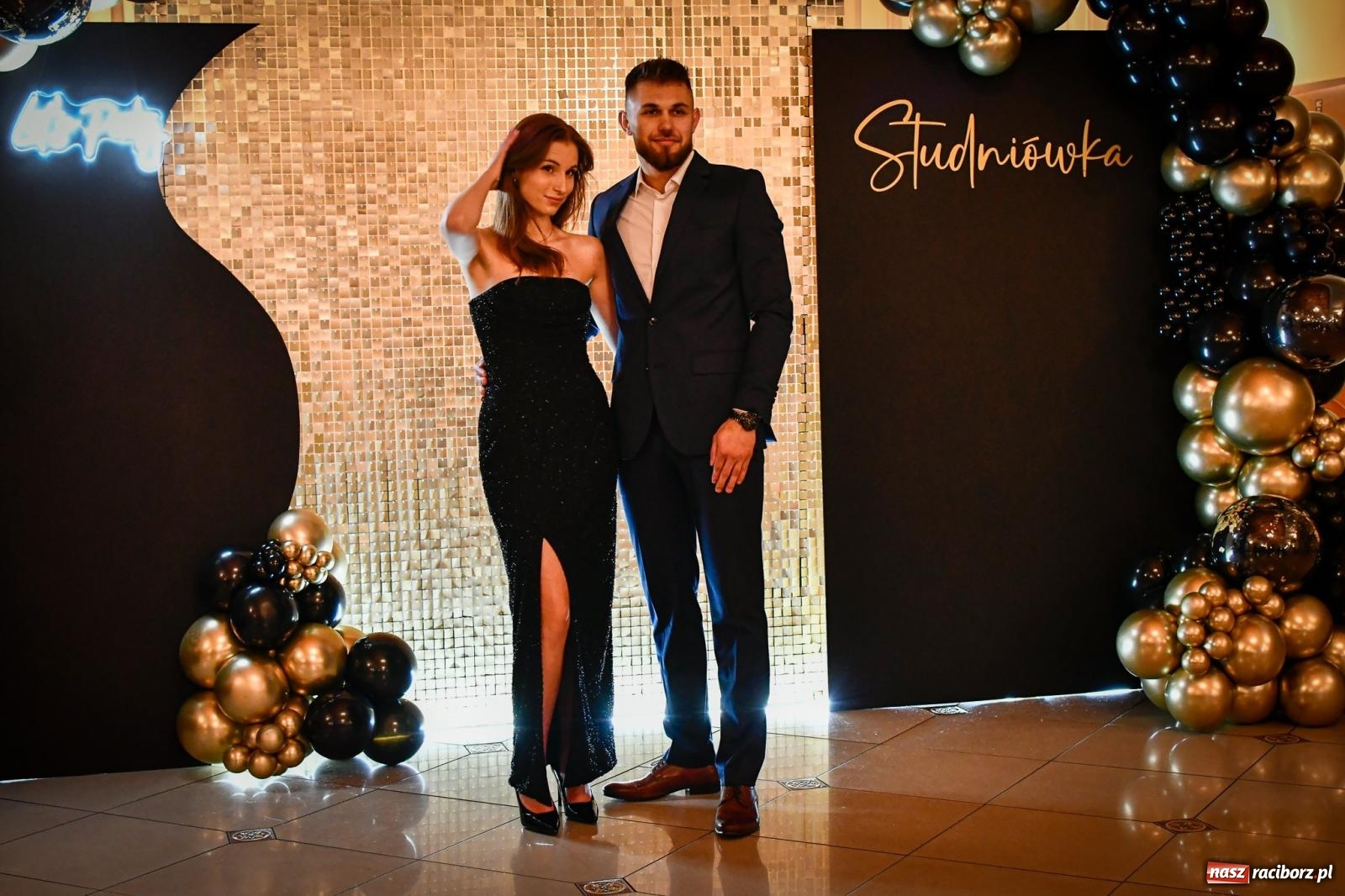 Zdjęcie w galerii na portalu naszraciborz.pl: Studniówka raciborskiego Ekonomika [FOTO i WIDEO] wiadomości z regionu