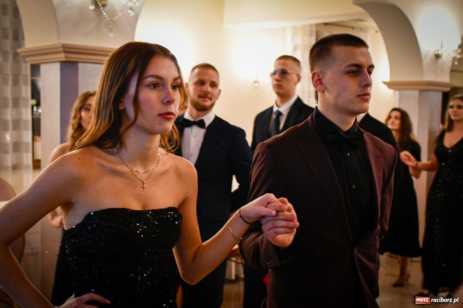 Zdjęcie w galerii na portalu naszraciborz.pl: Studniówka raciborskiego Ekonomika [FOTO i WIDEO] wiadomości z regionu