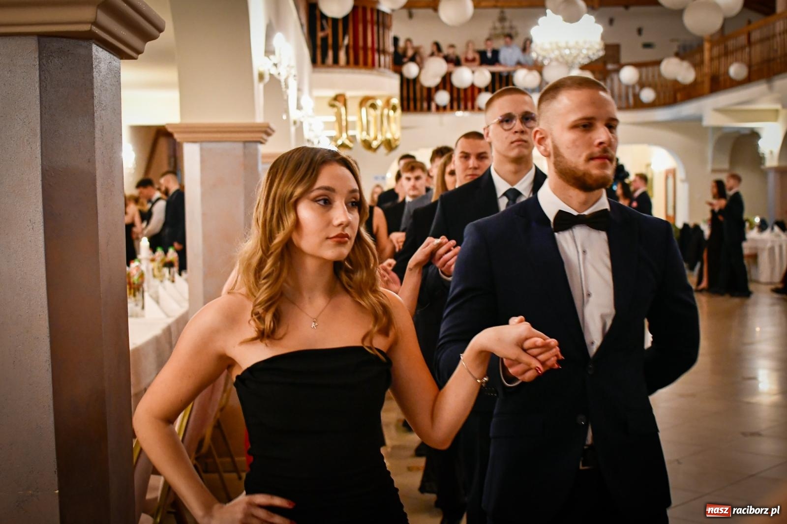 Zdjęcie w galerii na portalu naszraciborz.pl: Studniówka raciborskiego Ekonomika [FOTO i WIDEO] wiadomości z regionu