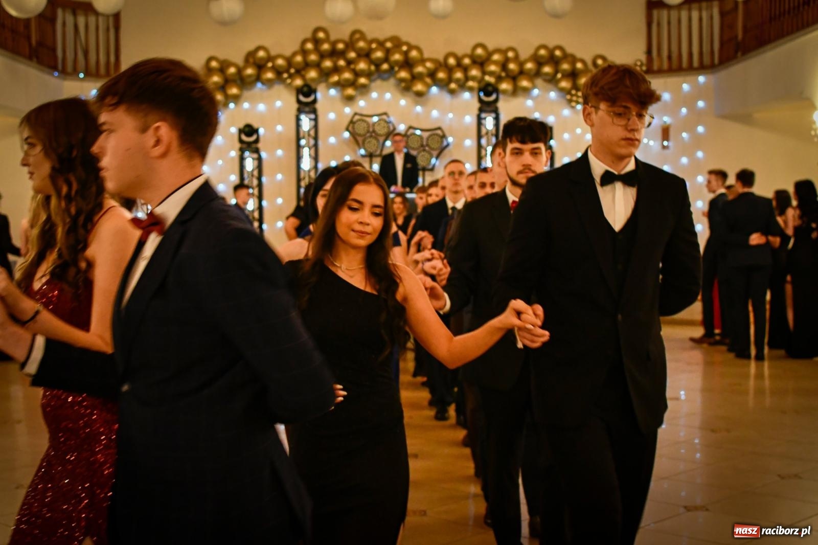 Zdjęcie w galerii na portalu naszraciborz.pl: Studniówka raciborskiego Ekonomika [FOTO i WIDEO] wiadomości z regionu