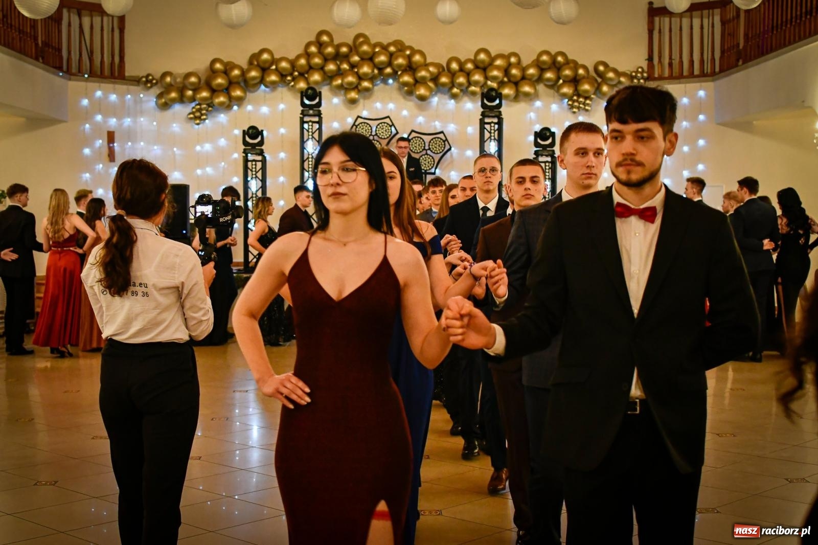 Zdjęcie w galerii na portalu naszraciborz.pl: Studniówka raciborskiego Ekonomika [FOTO i WIDEO] wiadomości z regionu