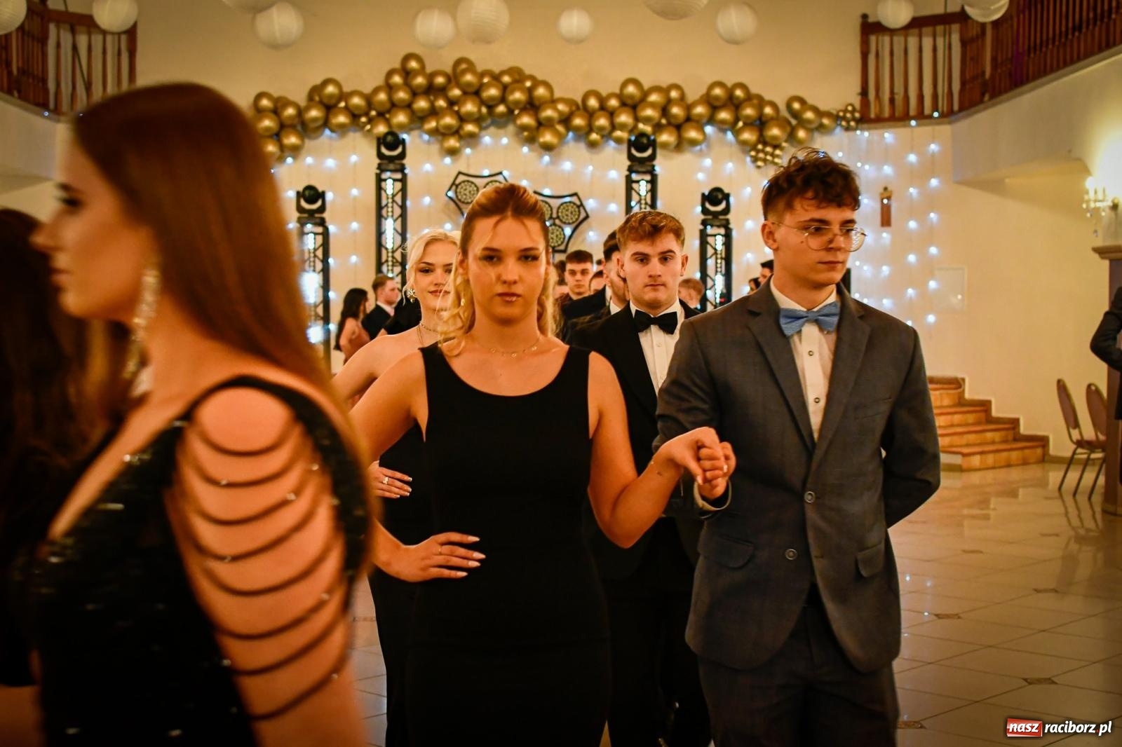 Zdjęcie w galerii na portalu naszraciborz.pl: Studniówka raciborskiego Ekonomika [FOTO i WIDEO] wiadomości z regionu