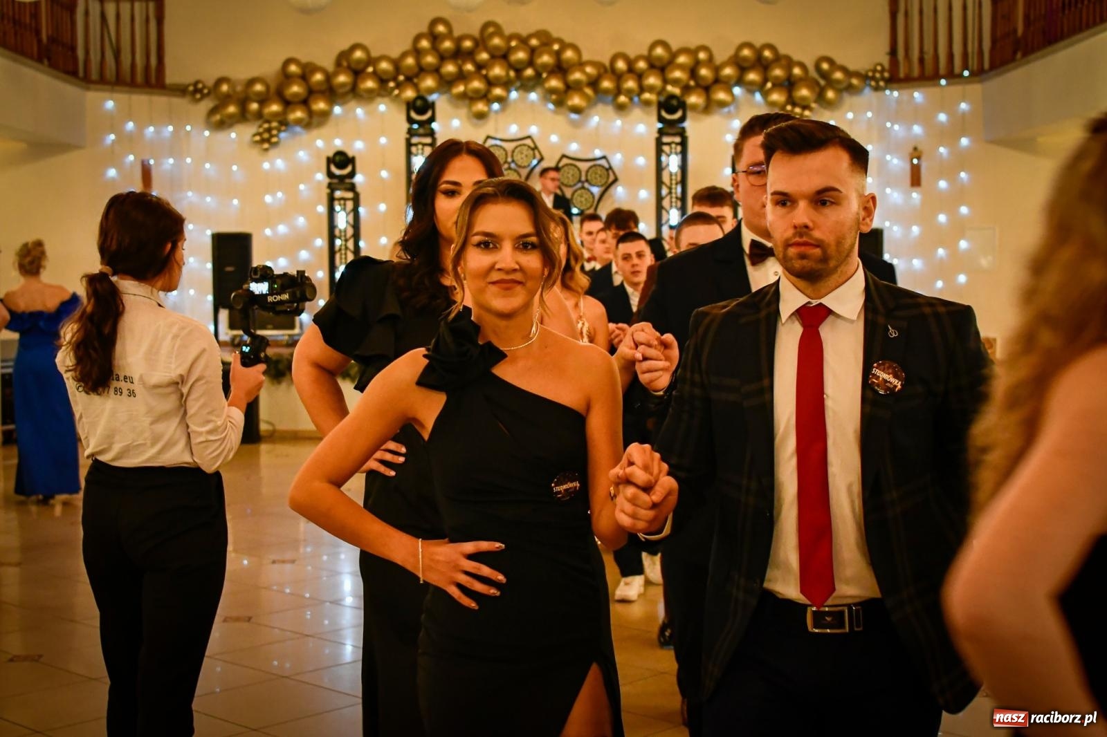 Zdjęcie w galerii na portalu naszraciborz.pl: Studniówka raciborskiego Ekonomika [FOTO i WIDEO] wiadomości z regionu