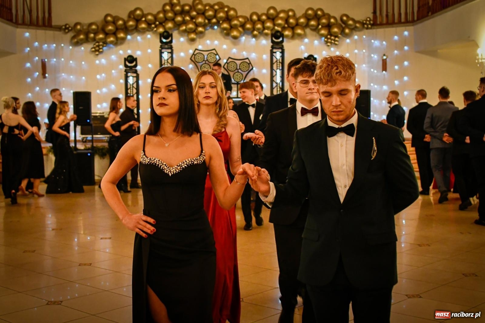 Zdjęcie w galerii na portalu naszraciborz.pl: Studniówka raciborskiego Ekonomika [FOTO i WIDEO] wiadomości z regionu