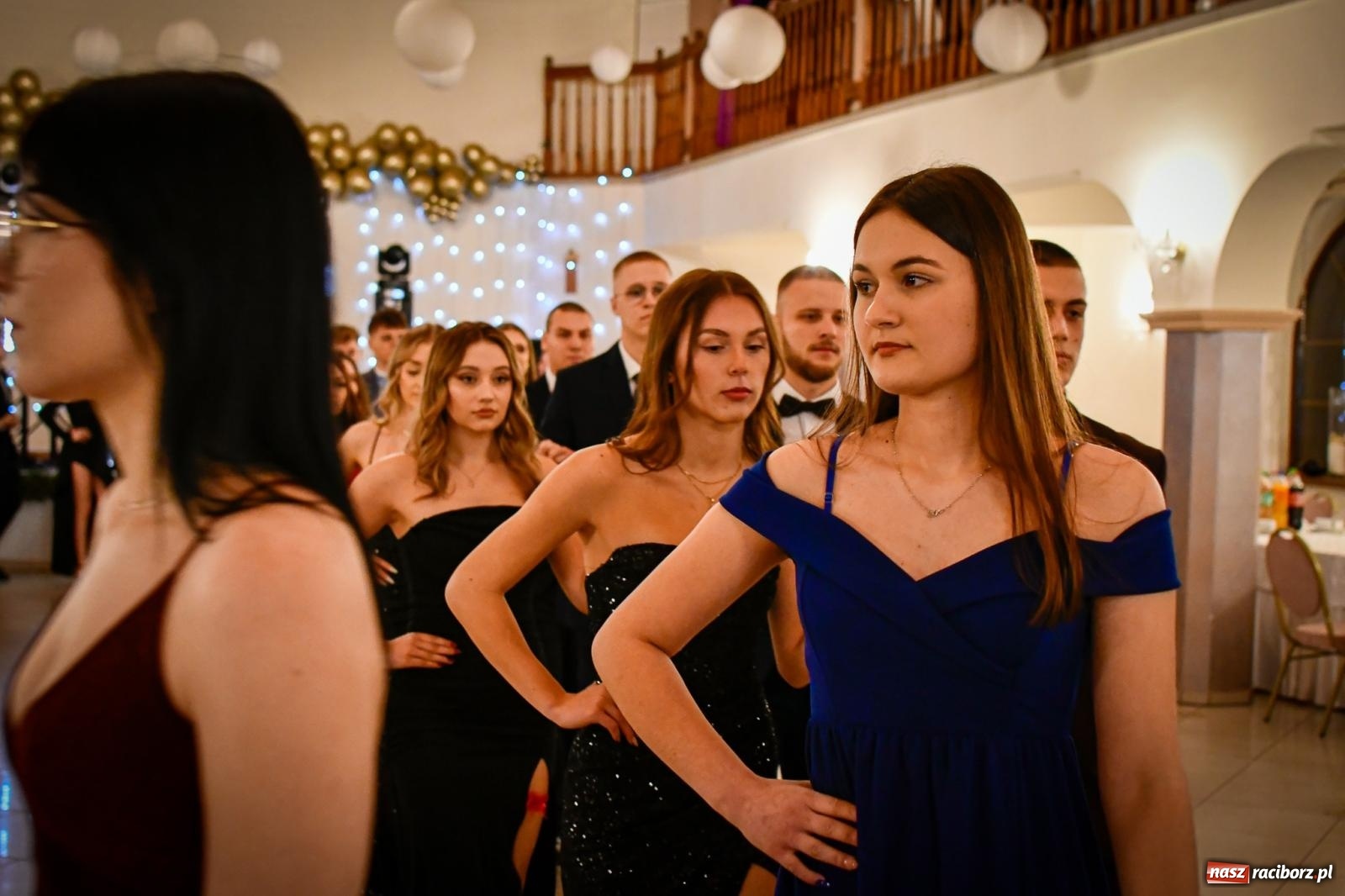 Zdjęcie w galerii na portalu naszraciborz.pl: Studniówka raciborskiego Ekonomika [FOTO i WIDEO] wiadomości z regionu