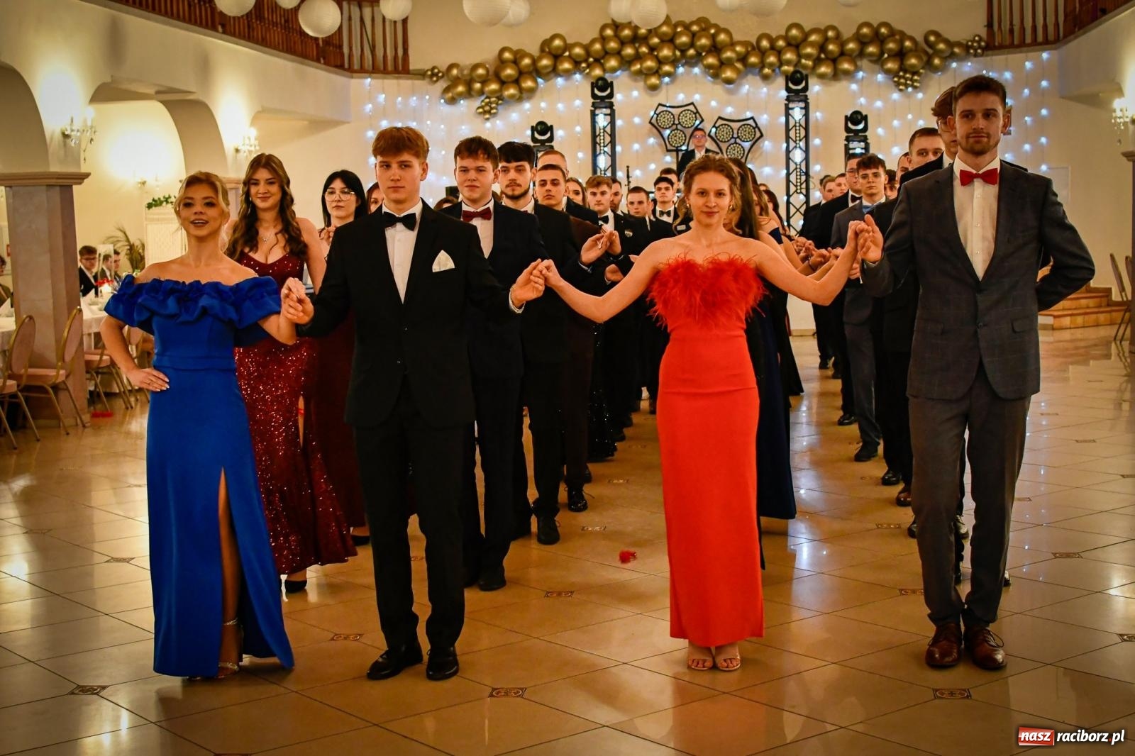 Zdjęcie w galerii na portalu naszraciborz.pl: Studniówka raciborskiego Ekonomika [FOTO i WIDEO] wiadomości z regionu