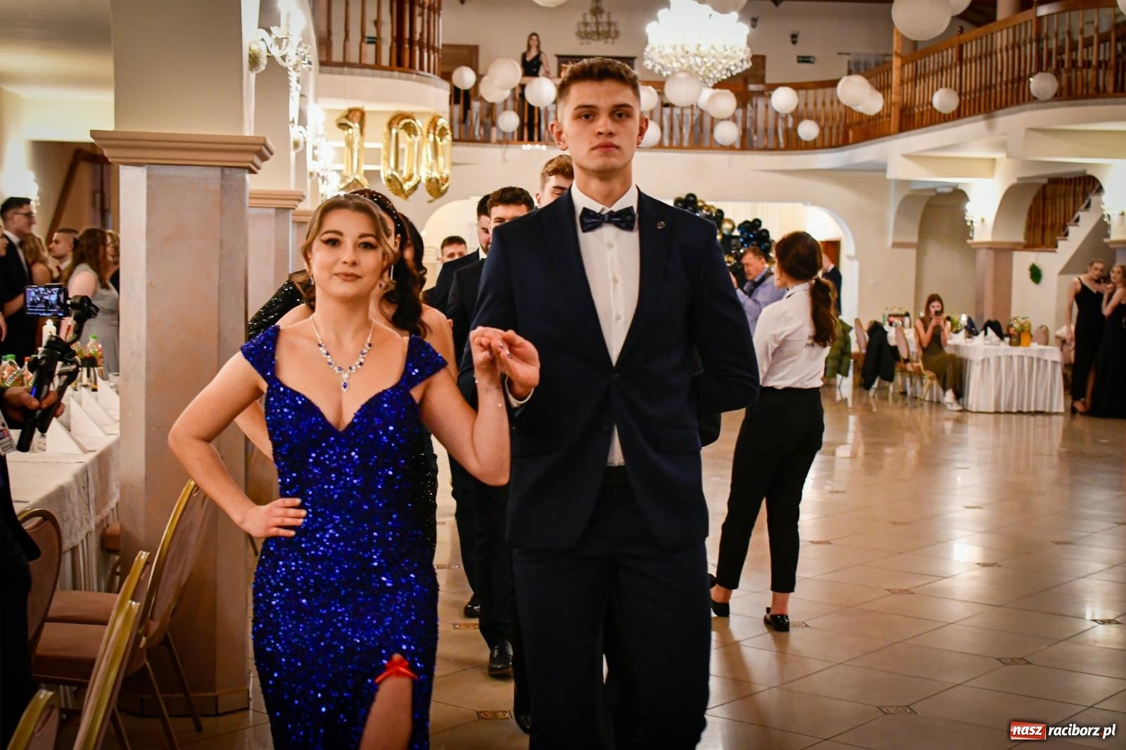 Zdjęcie w galerii na portalu naszraciborz.pl: Studniówka raciborskiego Ekonomika [FOTO i WIDEO] wiadomości z regionu