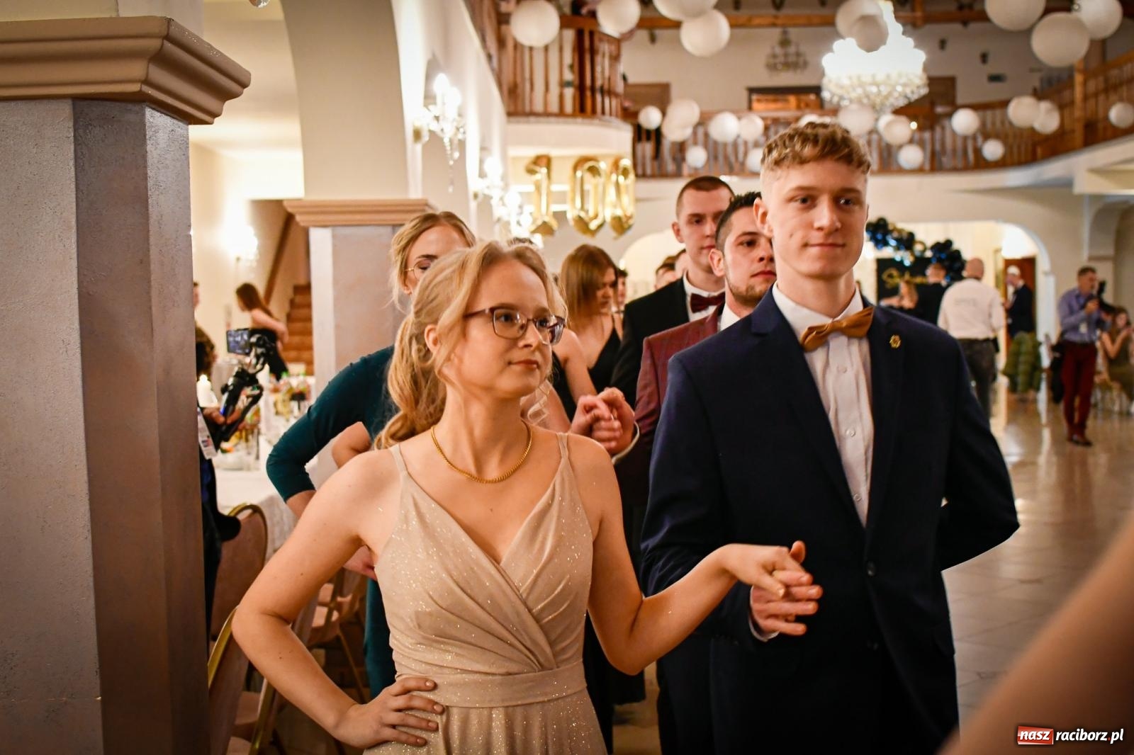 Zdjęcie w galerii na portalu naszraciborz.pl: Studniówka raciborskiego Ekonomika [FOTO i WIDEO] wiadomości z regionu